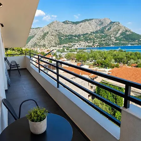 Riba Apartment *